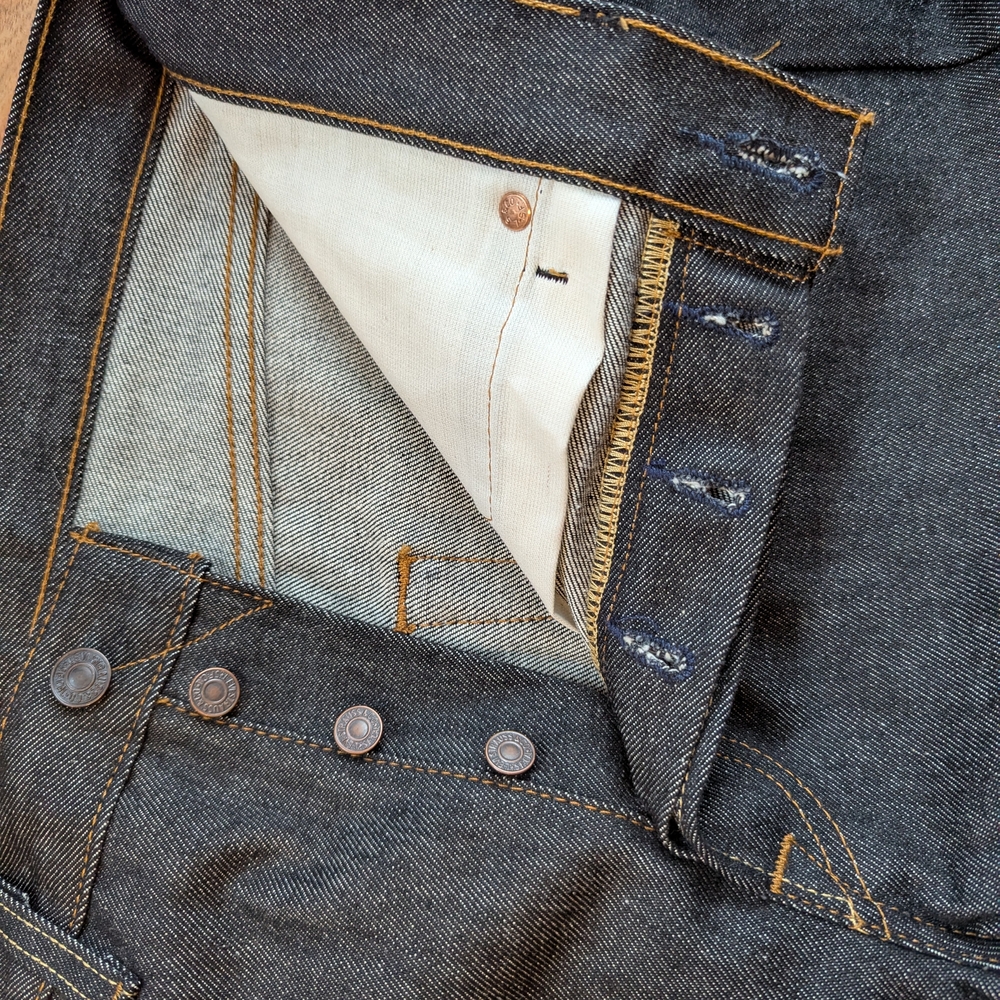 Levi's Men's Black Jeans - Picture 9 of 16
